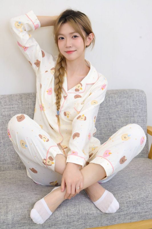 绮梦摄影 NO.452 yuuu 无印珍藏版 [308P-150P-2V-12.77G]-觅颜社