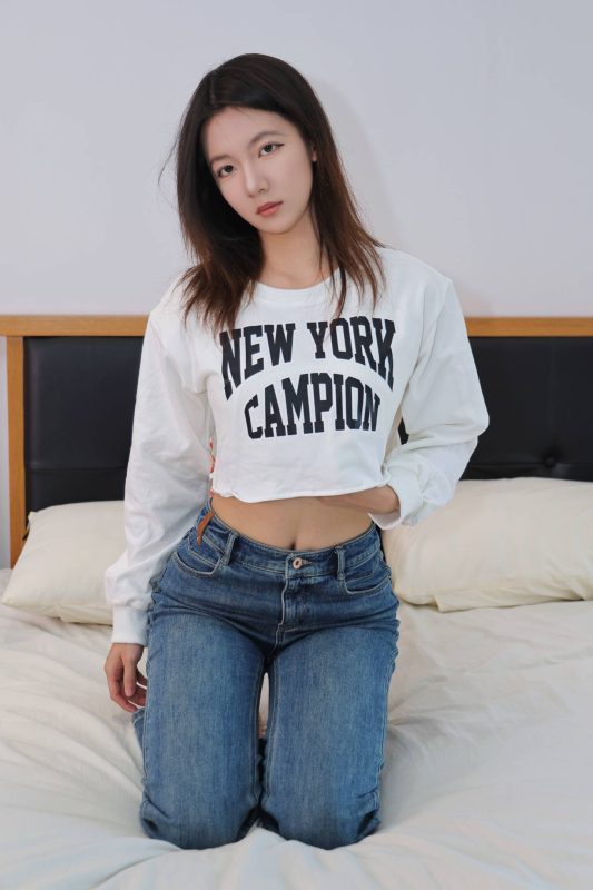 绮梦摄影 NO.453 淇淇 无印珍藏版 [304P-150P-2V-11.24G]-觅颜社