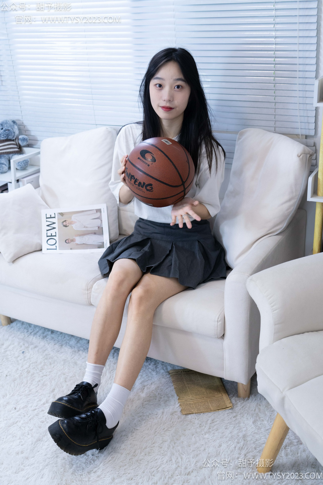 甜予摄影008期：艺艺-皮鞋、白棉袜、裸足-觅颜社