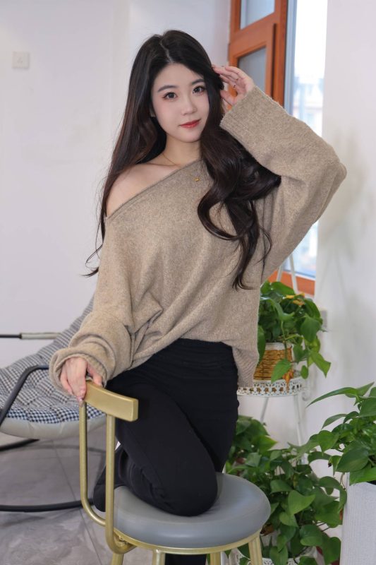 绮梦摄影 NO.461 小莉 无印珍藏版 [302P-150P-2V-10.54G]-觅颜社