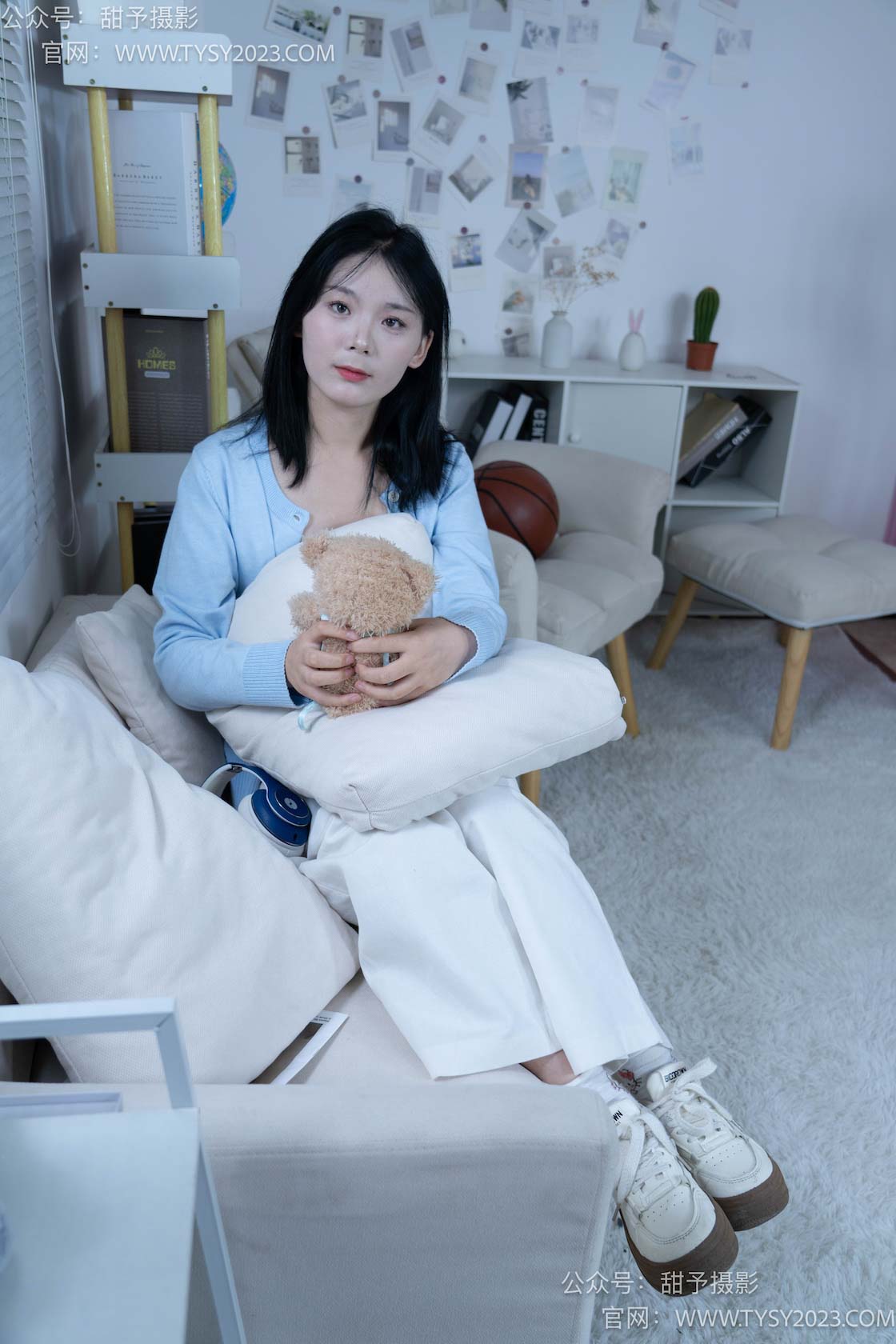 图片[2]-甜予摄影060期：梨子-板鞋、脏白棉袜、裸足-觅颜社