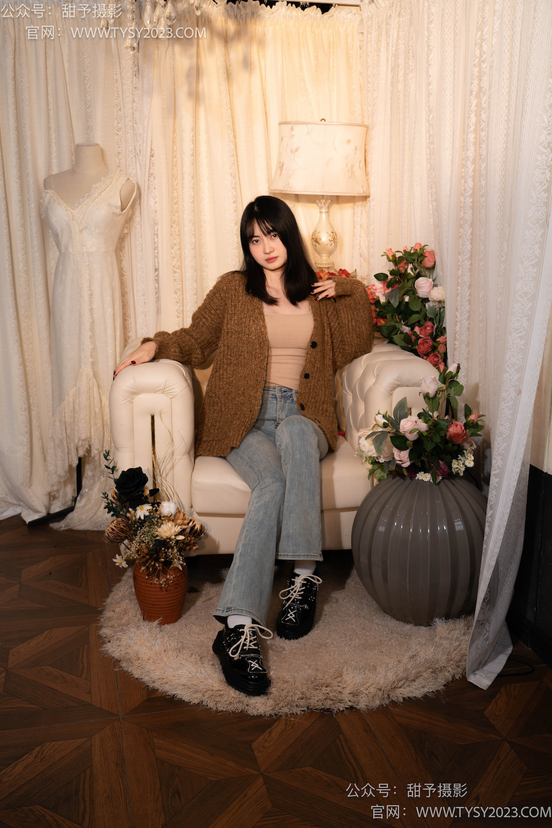 图片[2]-甜予摄影031期：小野-皮鞋、白棉袜、油量灰丝（脚尖透明款、裤里丝）-觅颜社