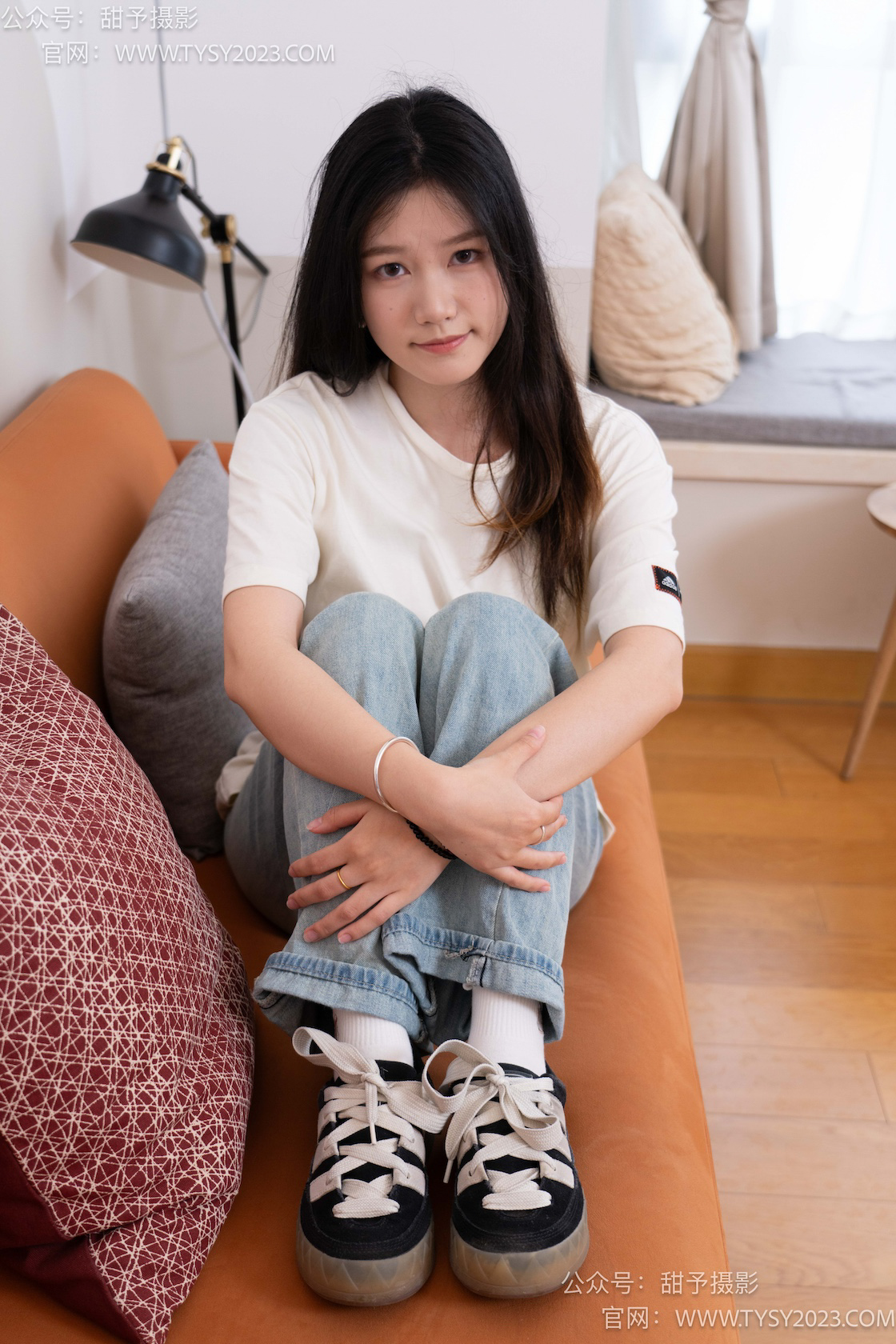 图片[2]-甜予摄影043期：松松-帆布鞋、白棉袜、裸足-觅颜社