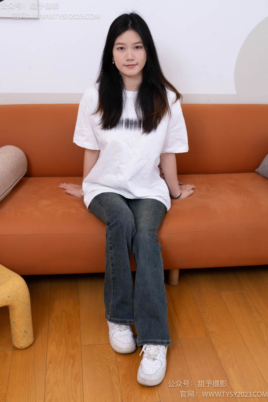 图片[3]-甜予摄影070期：松松-板鞋、白棉袜、裸足-觅颜社