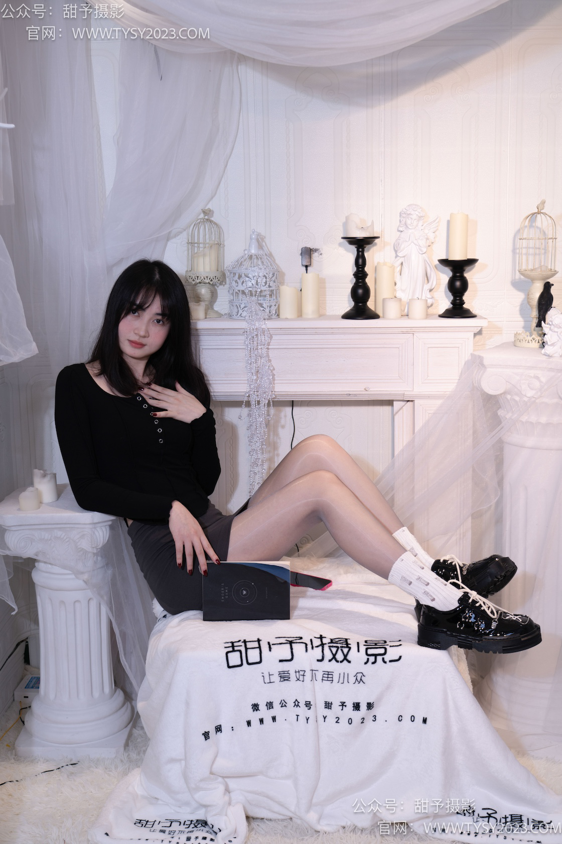 图片[3]-甜予摄影016期：小野-皮鞋、白棉袜、油亮灰丝-觅颜社