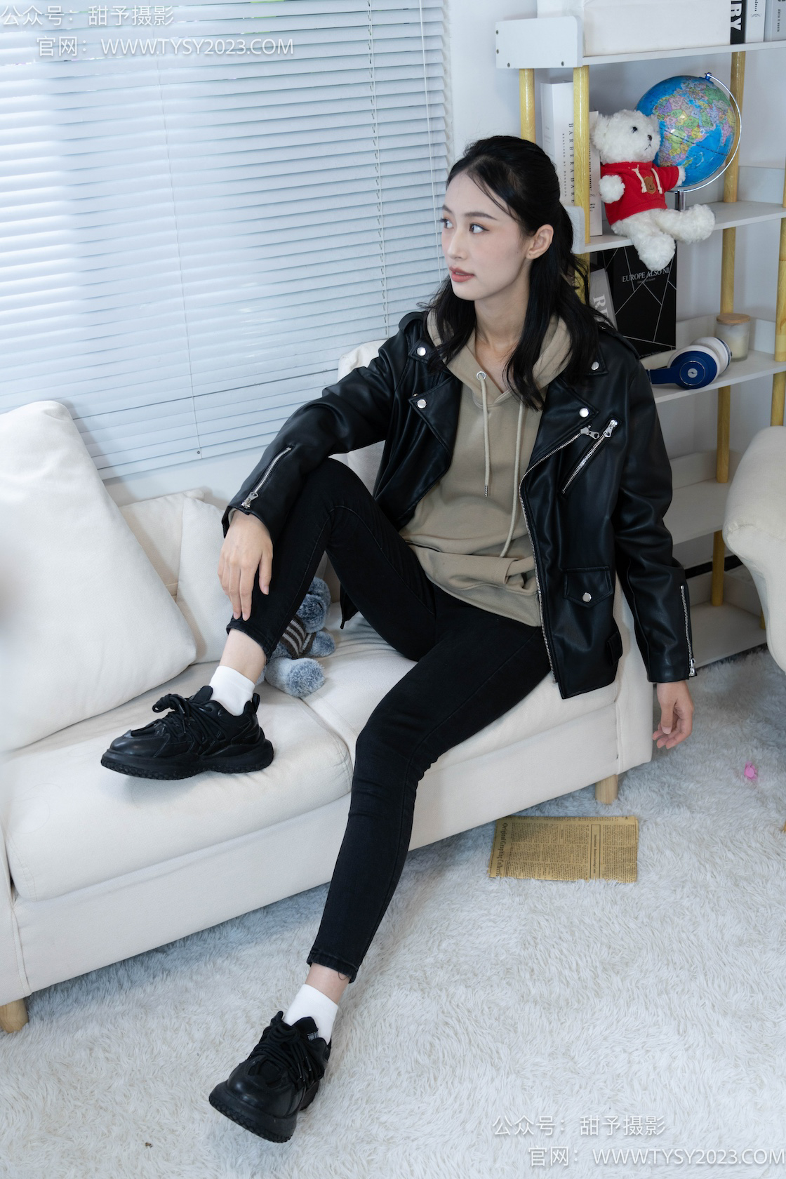 图片[4]-甜予摄影014期：肉肉-运动鞋、白棉袜、裸足-觅颜社