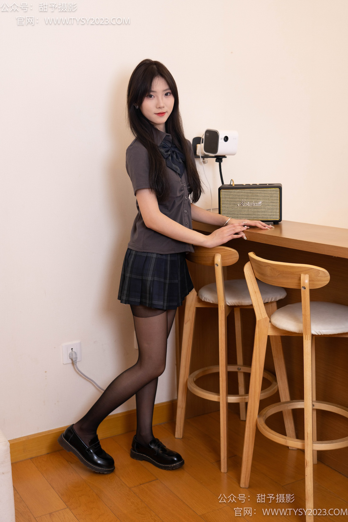 图片[4]-甜予摄影030期：璇璇-皮鞋、黑丝（脚尖加固款）、裸足-觅颜社