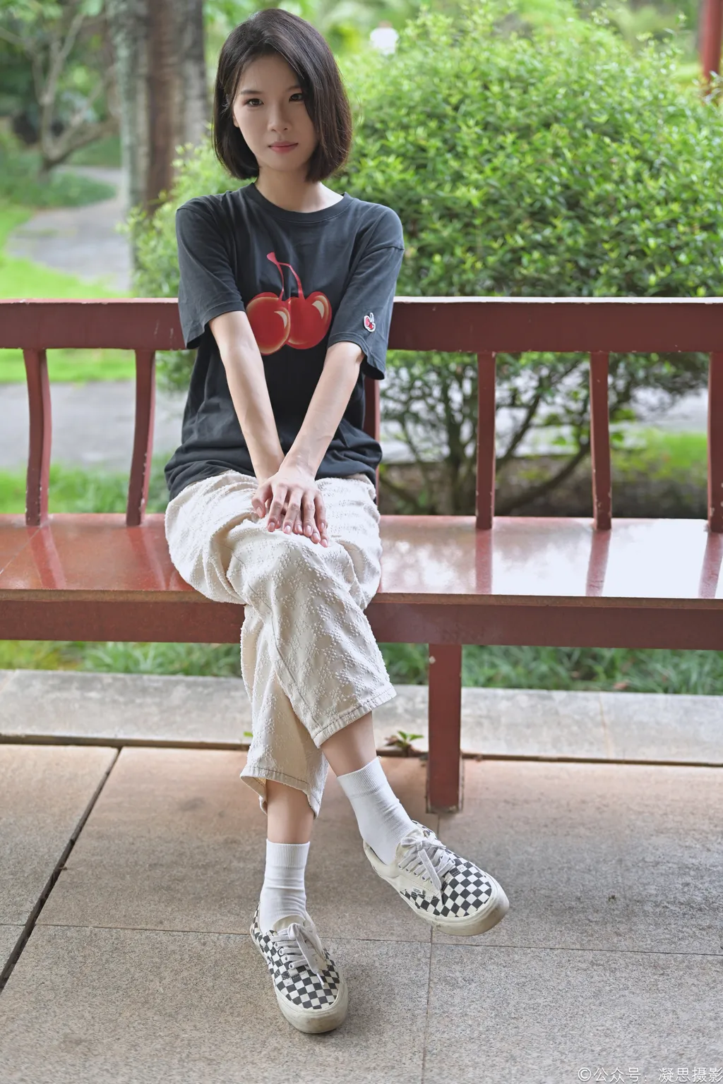 图片[2]-凝思摄影 NO.031 小睿 （T恤、短白袜、平底鞋） [144P 1V 5.27GB]-觅颜社