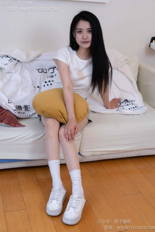 甜予摄影096期：澜澜-板鞋、白棉袜、肉丝（脚尖加固款）-觅颜社