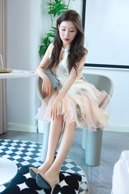 绮梦摄影 NO.067 婷婷 无印珍藏版 [339P-165P-2V-12.64G]-觅颜社