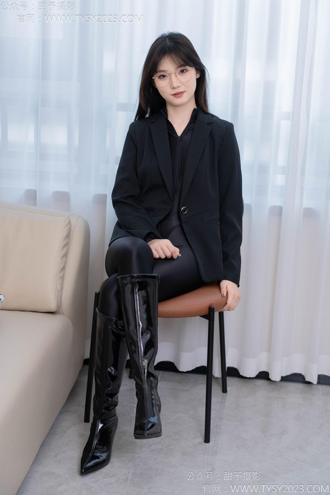 甜予摄影119期：璇璇-长靴、黑丝（脚尖加固版）-觅颜社