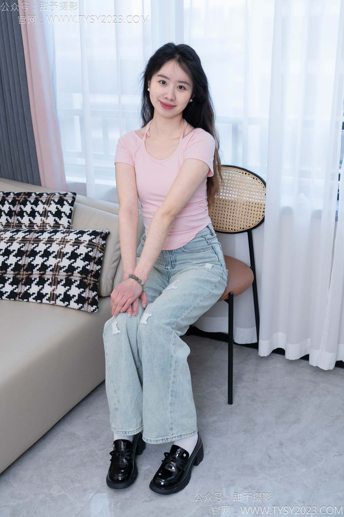 甜予摄影162期：知知-皮鞋、白棉袜、裸足-觅颜社