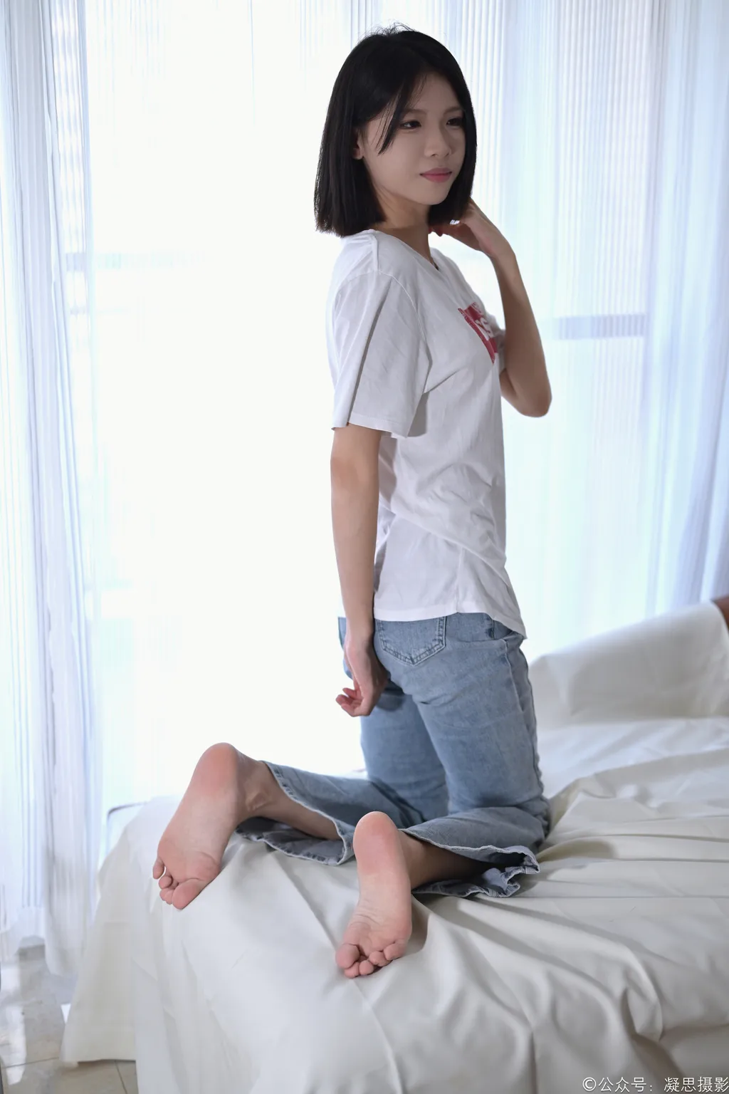 图片[3]-凝思摄影 NO.035 小睿 （T恤、短白袜、平底鞋） [145P1V 5.48GB]-觅颜社