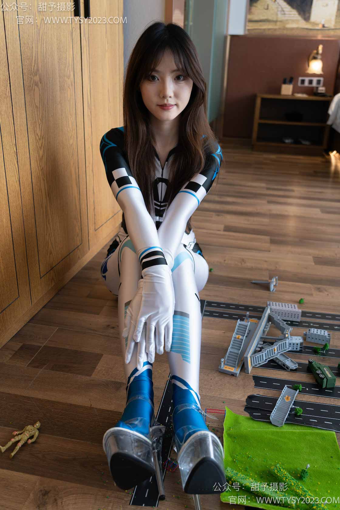 图片[4]-甜予摄影092期：璇璇-连脚cos服、透明高跟鞋、小人国剧情-觅颜社