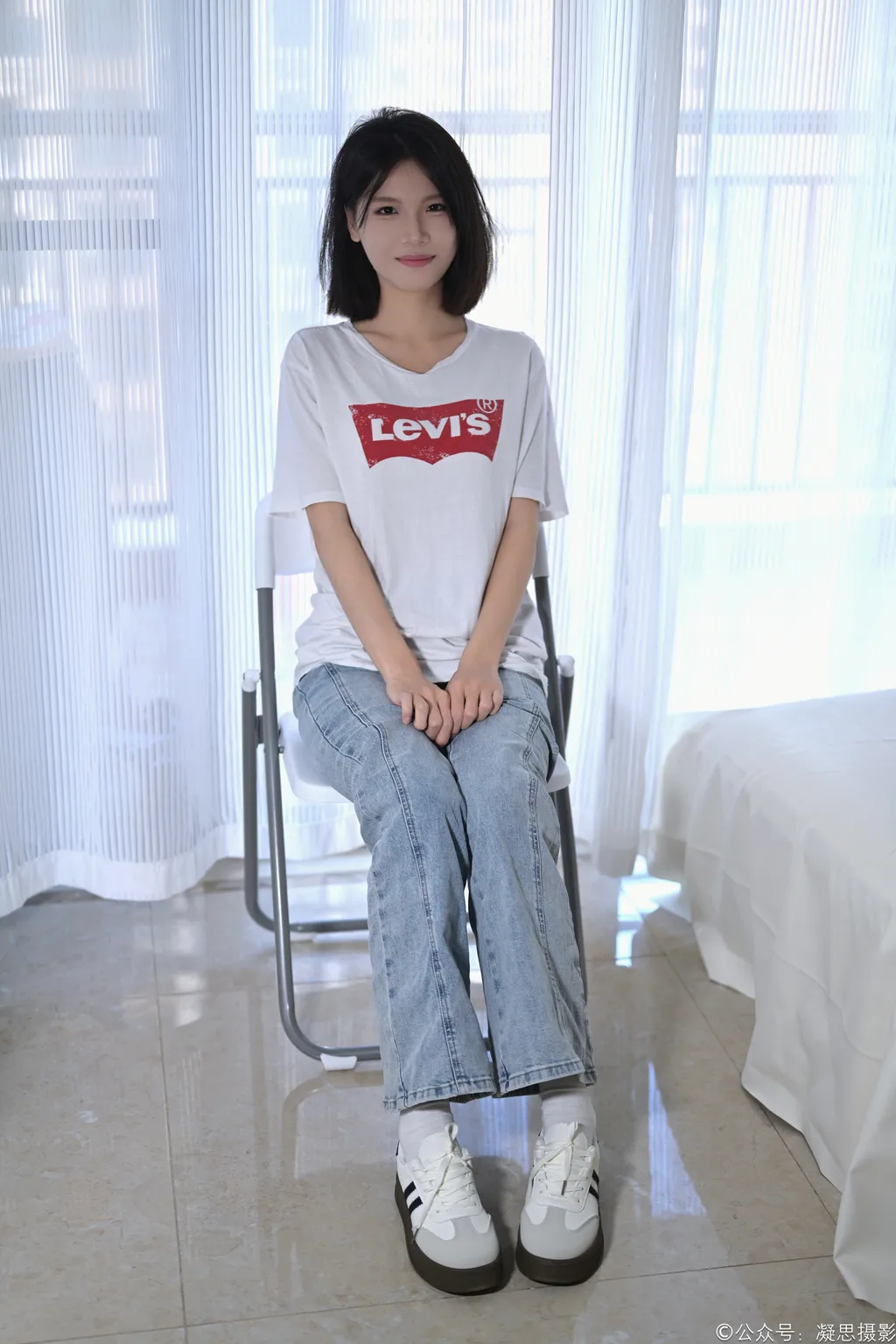 图片[4]-凝思摄影 NO.035 小睿 （T恤、短白袜、平底鞋） [145P1V 5.48GB]-觅颜社