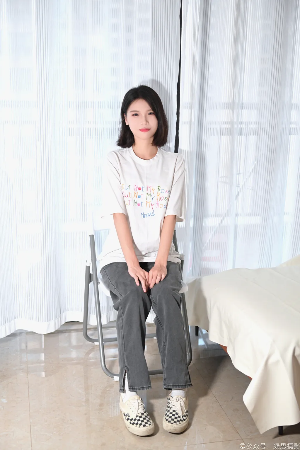 图片[4]-凝思摄影 NO.042 小睿 （T恤、短白袜、平底鞋） [135P1V 5.20GB]-觅颜社