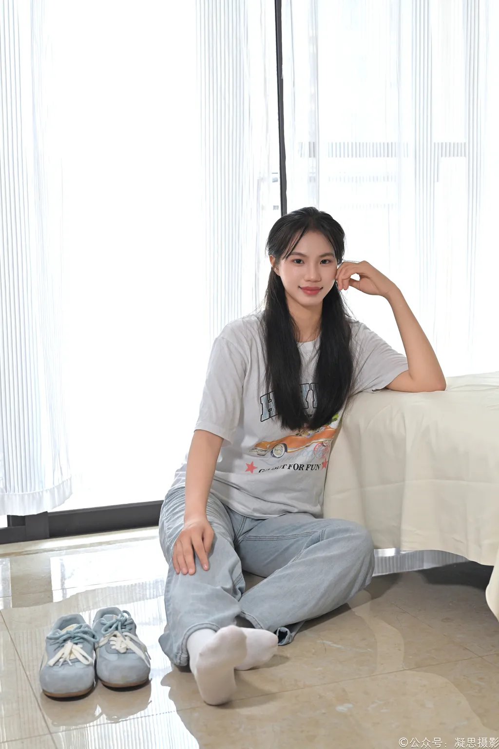 图片[3]-凝思摄影 NO.019 德美 (T恤、短白袜、平底鞋) [200P 4.70GB]-觅颜社