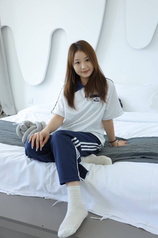 绮梦摄影 NO.025 涵涵 无印珍藏版 [431P-179P-2V-13.38G]-觅颜社