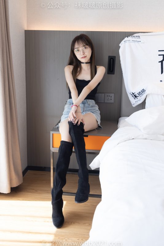 袜啵啵291期：稚予-长靴、板鞋、白棉袜、黑棉袜、裸足（黑色美甲）-觅颜社