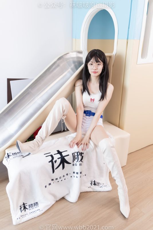 袜啵啵581期：小甜豆-高跟长靴、薄肉丝（脚尖透明款）-觅颜社