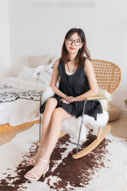 袜啵啵339期：小甜豆-高跟鞋、高跟凉鞋、肉丝（脚尖微加固款）、裸足（白色指甲油）-觅颜社