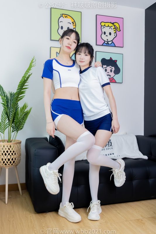 袜啵啵472期：小甜豆甜甜圈-两双运动鞋、厚白丝大腿袜、裸足、两位模特丝袜和裸足踩奶油蛋糕剧情（仅花絮剧情版）-觅颜社