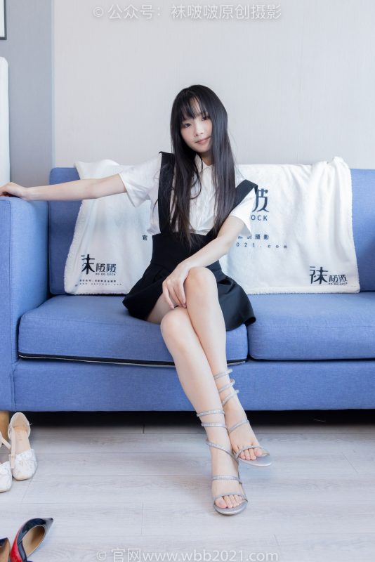 袜啵啵444期：甜甜圈-两双高跟鞋、凉鞋、肉丝（脚尖加固款）、裸足-觅颜社