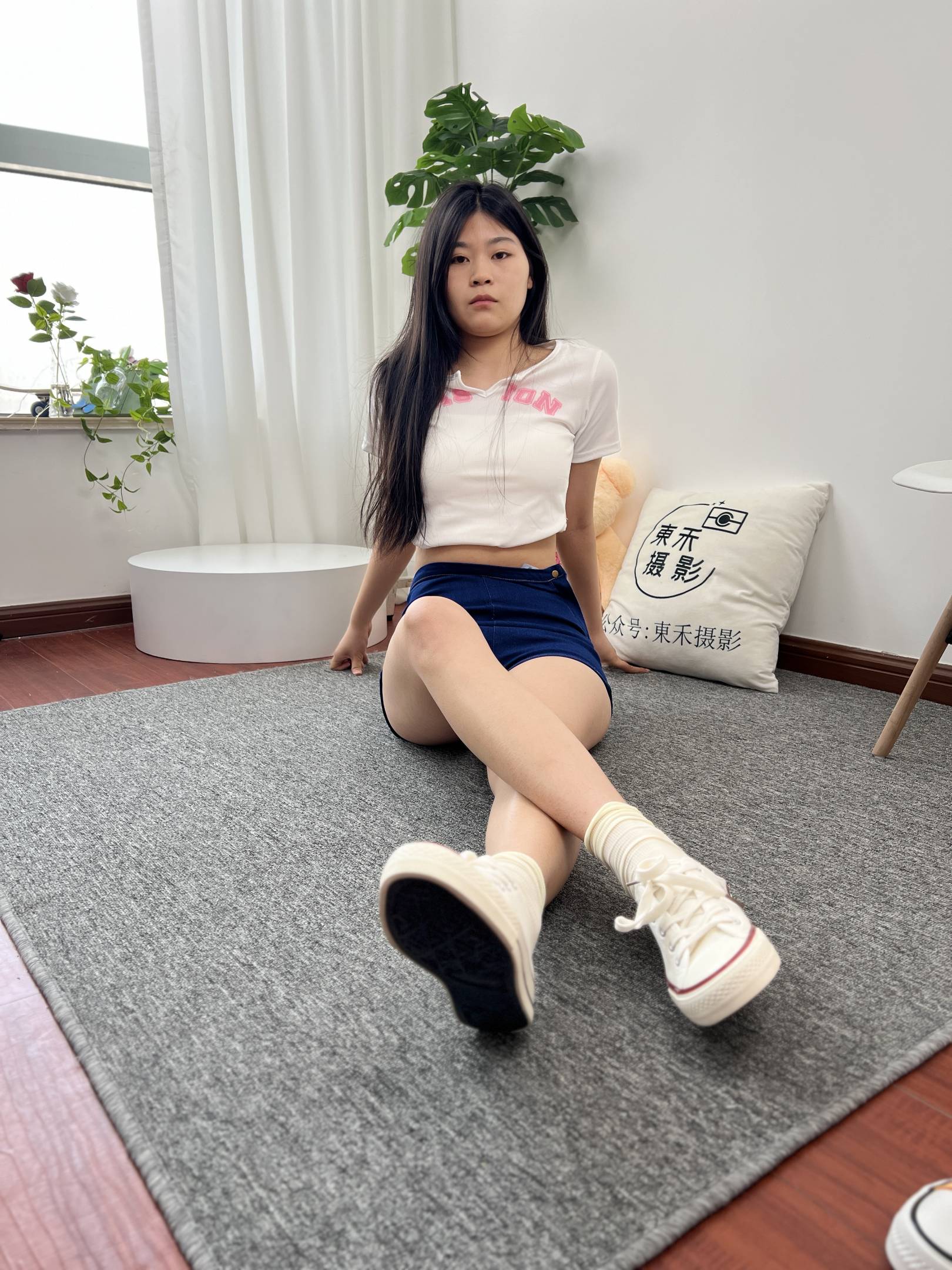 三禾摄影 NO.027 牛仔短裤 棉袜 帆布鞋