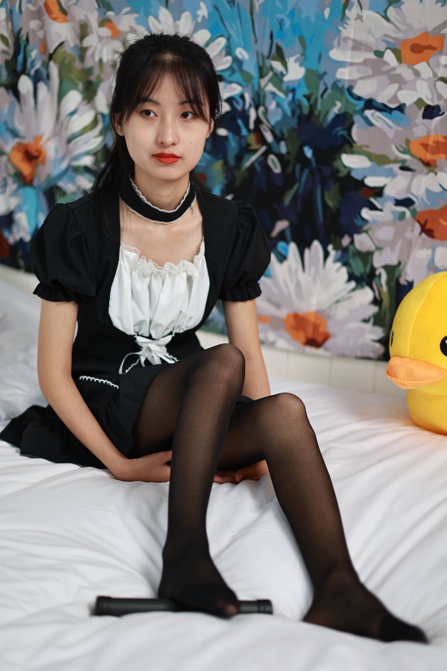 图片[3]-三禾摄影 NO.053 女仆装 黑丝 小皮鞋