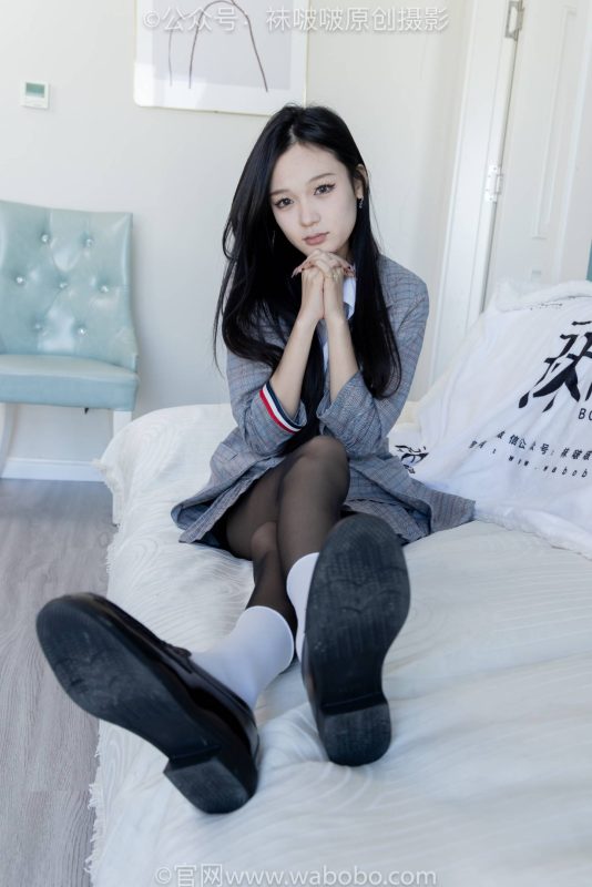 BoBoSocks袜啵啵 NO.646 焦糖-皮鞋、白棉袜、薄黑丝、撕丝袜的剧情 [163P-1V-8.1GB]-觅颜社