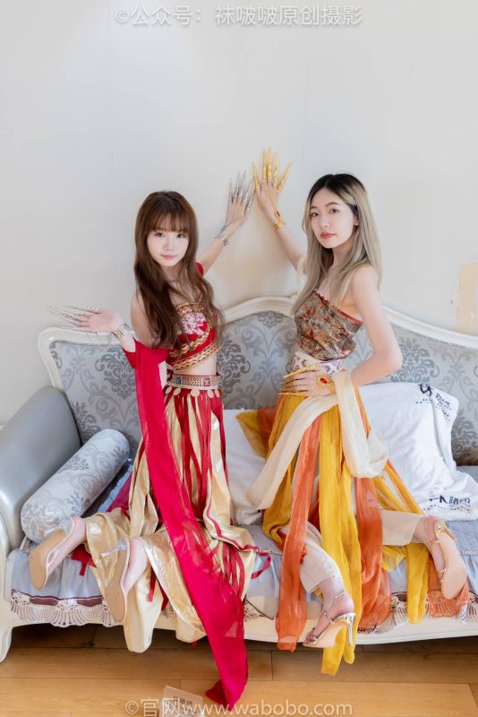 BoBoSocks袜啵啵 NO.647 小甜豆甜甜圈-凉鞋、黑丝、裸足踩酸奶 [210P-1V-11.6GB]-觅颜社