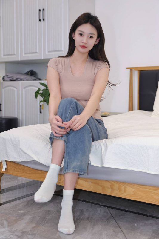 绮梦摄影 NO.538 鑫钰 无印珍藏版 [281P-151P-2V-10.9G]-觅颜社