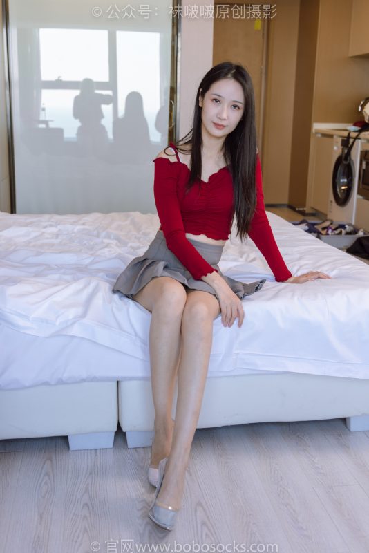 袜啵啵190期：小安-两双高跟鞋、两双船袜（鸳鸯色）、裸足-觅颜社