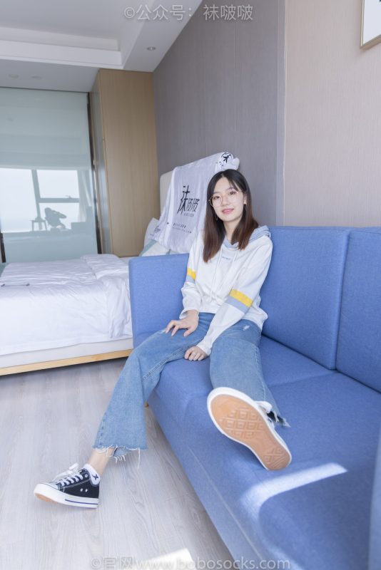 袜啵啵080期：小甜豆-帆布鞋、白棉袜、肉丝（脚尖加固款、裤里丝）-觅颜社