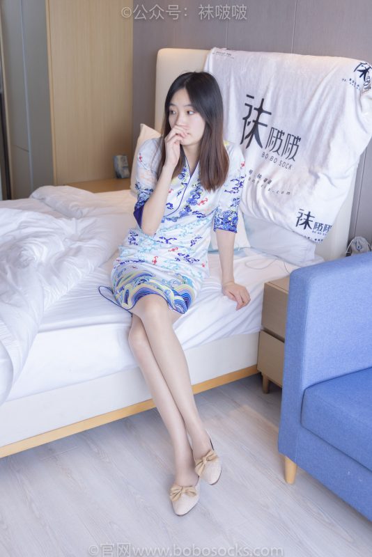 袜啵啵082期：小甜豆-旗袍、皮底鞋、高跟鞋、肉丝（脚尖加固款）、灰丝（脚尖加固款）-觅颜社