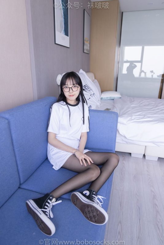 袜啵啵067期：稚予-匡威帆布鞋、黑丝（脚尖加固款）-觅颜社