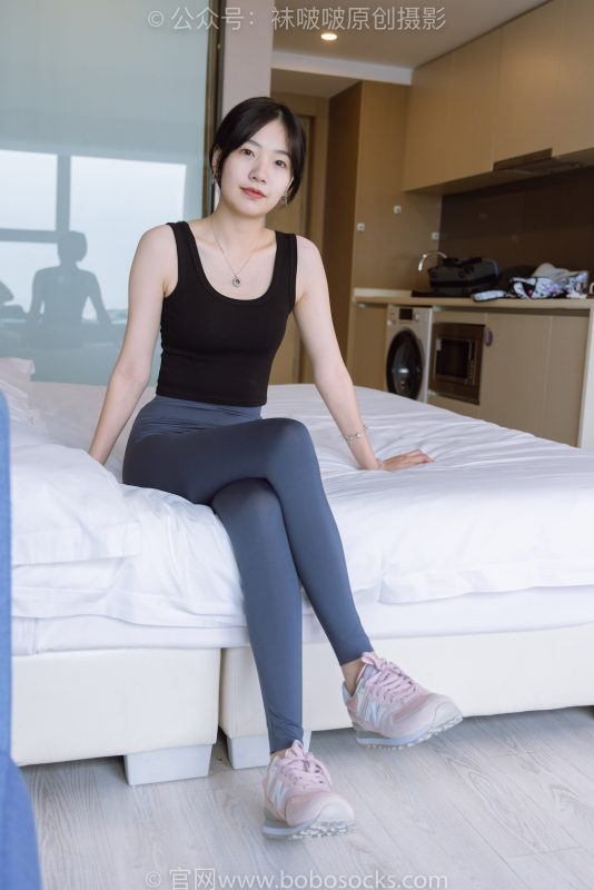 袜啵啵212期：小甜豆-运动鞋、肉丝（脚尖微加固款）、瑜伽裤裤里丝-觅颜社