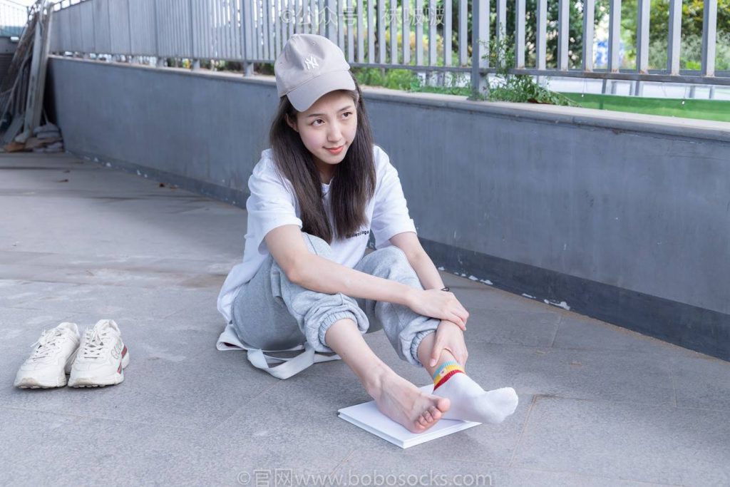 图片[4]-袜啵啵 NO.012 泡芙