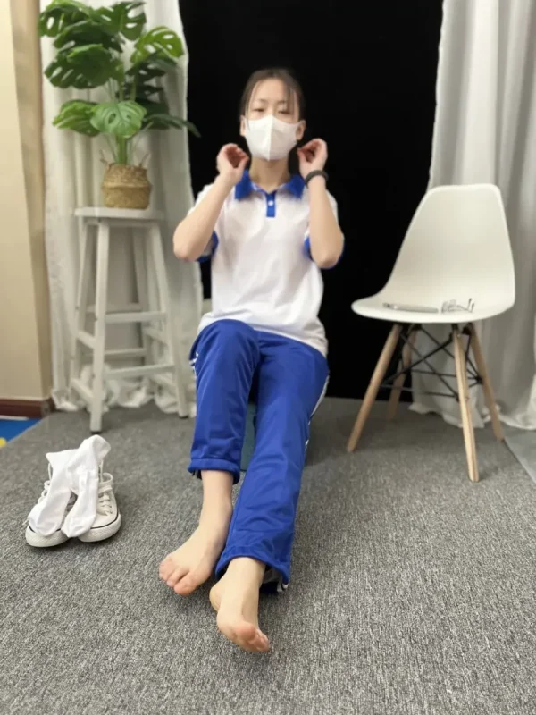 三禾摄影 NO.034 校服 棉袜 帆布鞋 [244P-1V-4.7GB]-觅颜社