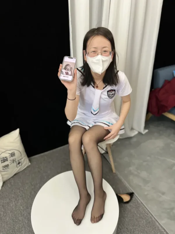 三禾摄影 NO.049 水手服 黑丝 高跟 [238P-1V-2.1GB]-觅颜社